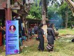 Suasana-rumah-duka-almarhumah-Aulia-Belinda-Kurapak-di-Sangalla.jpg