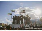 Suriah-bendera-oposisi-HTS.jpg