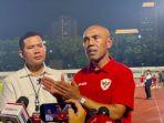 TIMNAS-INDONESIA-Kepala-Pemandu-Bakat-Timnas-Indonesia-Simon-Tahamata.jpg
