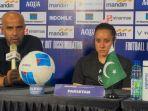 TIMNAS-PUTRI-PAKISTAN-Pelatih-Timnas-Sepak-Bola-Putri-Pakistan-Adeel-Mirza-Rizki.jpg