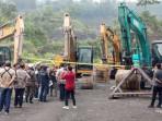 Tambang-Pasir-Ilegal-di-Lereng-Merapi_1.jpg