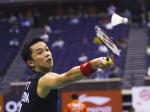 Taufik-Hidayat-di-depan-net.jpg