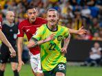 Timnas-Indonesia-Australia-Jackson-Irvine-2.jpg