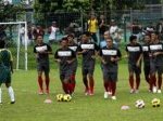 Timnas-Indonesia-berlatih.jpg