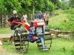 Traktor-sawah.jpg