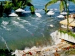 Tsunami-Aceh-3.jpg