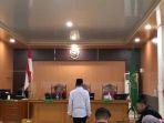 VONIS-SEUMUR-HIDUP-Momen-Majelis-Hakim.jpg