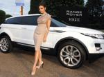 Victoria-Beckham-dengan-mobil-Range-Rover-Vogue.jpg