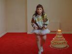 Video-klip-lagu-berjudul-Messy-oleh-Lola-Young.jpg