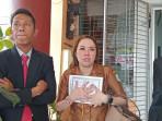 Vita-Amalia-ASN-Kepahiang-menangis-saat-diperiksa-Inspektorat-usai-video-injak-surat-Yasin-viral.jpg