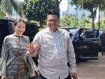 Wakil-Ketua-MPR-Abcandra-Muhammad-Akbar-Supratman-dan-istri-Fitria-Feire-Yuniarti.jpg