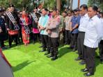 Wapres-Gibran-Rakabuming-dan-Menteri-Kehutanan-Raja-Juli-Antoni-penanaman-jagung-Tigaraksa-Banten.jpg