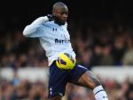William-Gallas-tahan-bola.jpg