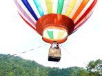 Wisata-Balon-Udara-di-Kawasan-Cisarua-Bogor_20250530_115833.jpg