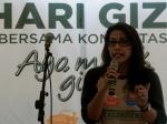 Yeni-Fatmawati-di-bakti-gizi.jpg