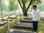 Ziarah-ke-TMP-Kalibata-Memaknai-Perjuangan-dan-Visi-UKI-Memasuki-Usia-72-Tahun.jpg