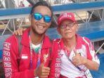 aan-abdurrachman-saat-bersama-atlet-voli-pantai-di-sea-games-manila-2019.jpg