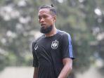 abdul-abanda-rachman.jpg
