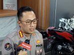 abid-humas-polda-metro-jaya-kombes-ade-ary-syam-indardi-saat-memberi.jpg