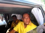 aburizal-bakrie-hadiri-sidang-gugatan-di-pn-jakarta-utara_20150403_065331.jpg