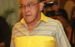 aburizal-bakrie-pimpin-rapat-pleno-munas-partai-golkar_20141124_192700.jpg