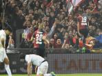 ac-milan-menelan-kekalahan-telak-0-3-dari-genoa_20161026_045259.jpg