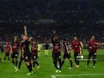 ac-milan-merayakan-kemenangan-setelah-pertandingan-sepak-bola-serie-a.jpg