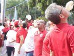 acara-acara-perlombaan-seperti-lomba-makan-kerupuk-dihadirkan-dalam-pesta-rakyat-tripartit.jpg