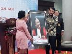 acara-pisah-sambut-hakim-mahkamah-konstitusi_20180813_213841.jpg