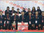 achmad-rizal-pertahankan-gelar-lima-badminton-ejc-malang-2018_20180406_124723.jpg