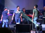 ada-band-jumpa-pers-di-makassar_20170303_212647.jpg