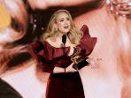 adele-di-grammy-2023.jpg