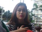 adik-julia-perez-nia-anggia-di-rscm_20170323_223927.jpg