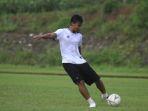 aditya-putra-dewa-ambil-kurusus-kepelatihan.jpg