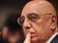 adriano-galliani-berdoa-dan-berharap.jpg