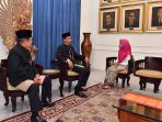 afi-nihaya-faradisa-duduk-berhadapan-dengan-presiden-joko-widodo_20170601_122535.jpg