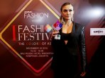 agnez-mo-menerima-lifestyles-awards-dibidang-musik_20151217_140815.jpg