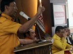 agung-laksono-temui-wiranto_20150313_153434.jpg