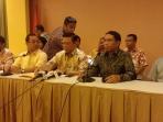 agung-laksono_20141212_182018.jpg