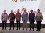 agus-gumiwang-749302.jpg
