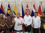 agus-gumiwang-dan-zulhas-686.jpg