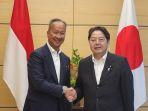 agus-gumiwang-kartasasmita-bertemu-chief-cabinet-secretary-jepang-hayashi-yoshimasa.jpg