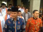 agus-harimurti-dan-adiknya-edhie-baskoro-yudhoyono_20161025_172456.jpg