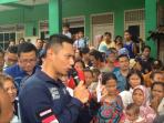 agus-harimurti-saat-berdialog-dengan-warga-bukit-duri_20161020_223223.jpg