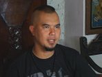 ahmad-dhani-beri-keterangan-pers_20160107_133831.jpg