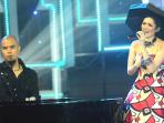 ahmad-dhani-dan-mulan-jameela-berduet_20151226_133734.jpg