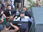 ahmad-dhani-dituntut-1-tahun-6-bulan-penjara_20190423_171535.jpg
