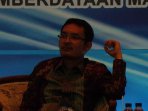 ahmad-erani-yustika-pembicara-workshoop-pembangunan-desa_20151005_162934.jpg