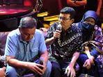 ahmad-faisal-bertemu-hotman-paris.jpg