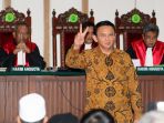 ahok-basuki-tjahaja-purnama-berbatik-coklat_20170103_102058.jpg